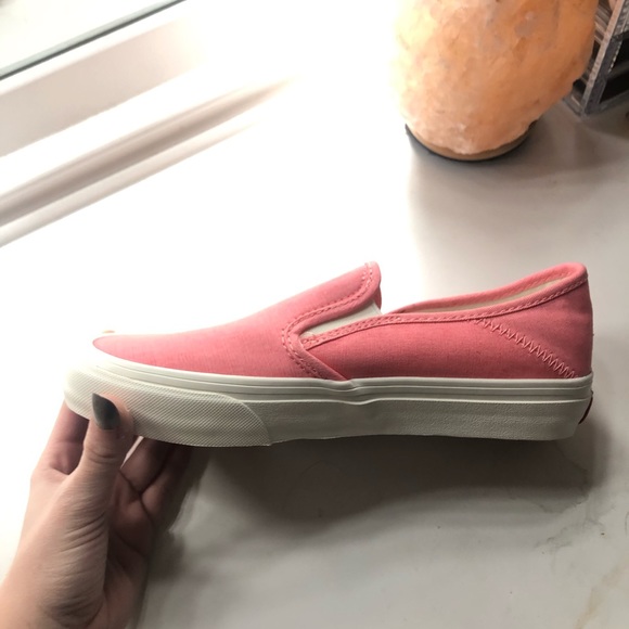 Pink Slip on Vans - Picture 2 of 3